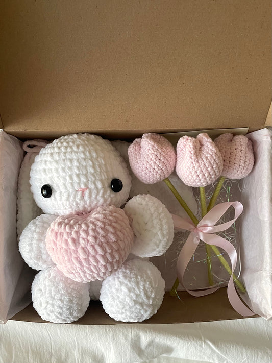 pink heart tulip bunny box